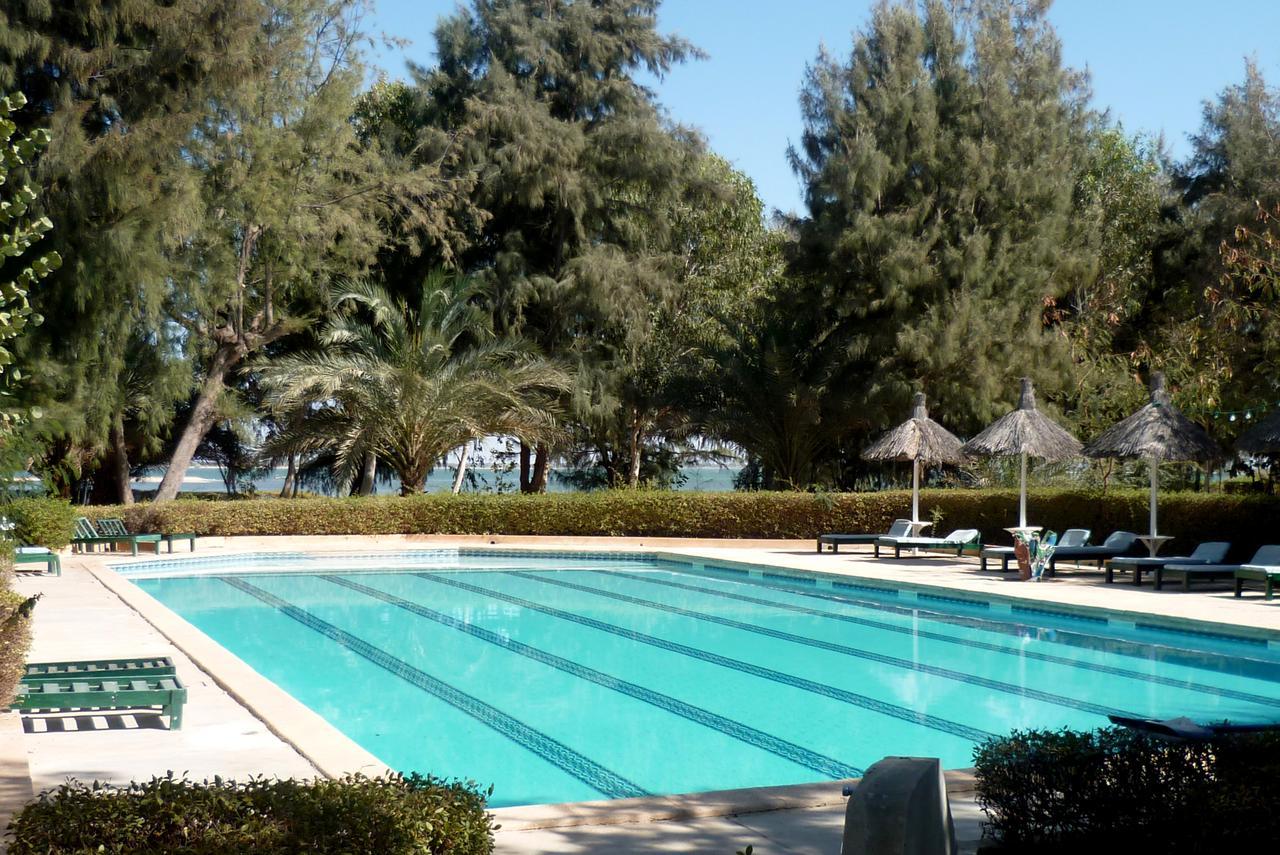 Diamarek Hotel Sur La Plage แซ็ง-ลุย ภายนอก รูปภาพ