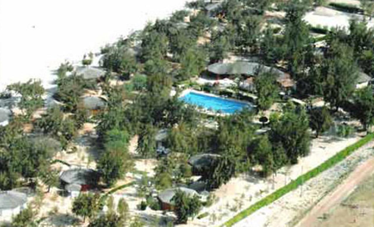 Diamarek Hotel Sur La Plage แซ็ง-ลุย ภายนอก รูปภาพ
