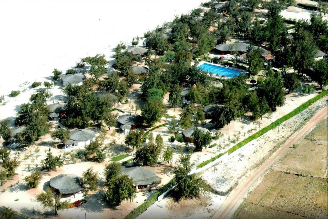 Diamarek Hotel Sur La Plage แซ็ง-ลุย ภายนอก รูปภาพ