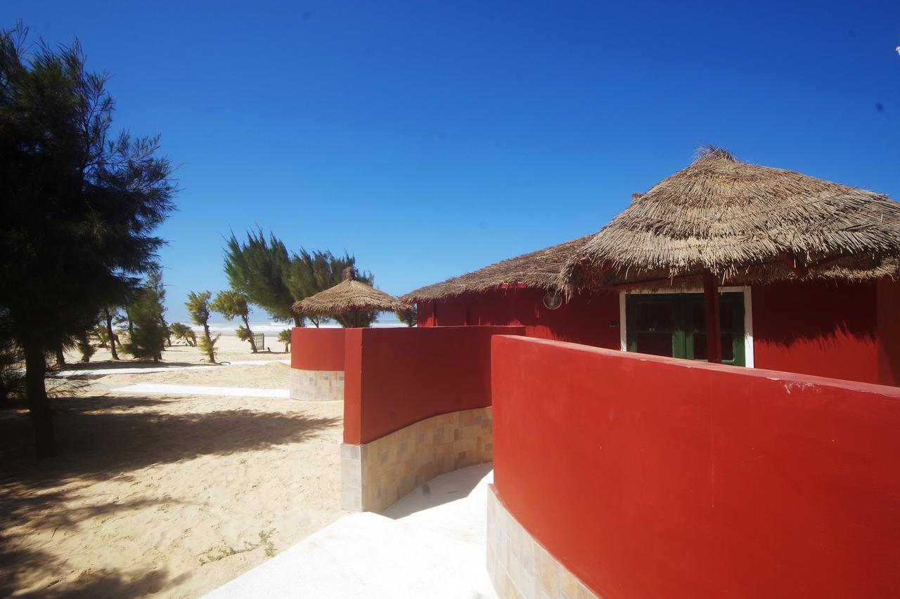 Diamarek Hotel Sur La Plage แซ็ง-ลุย ภายนอก รูปภาพ