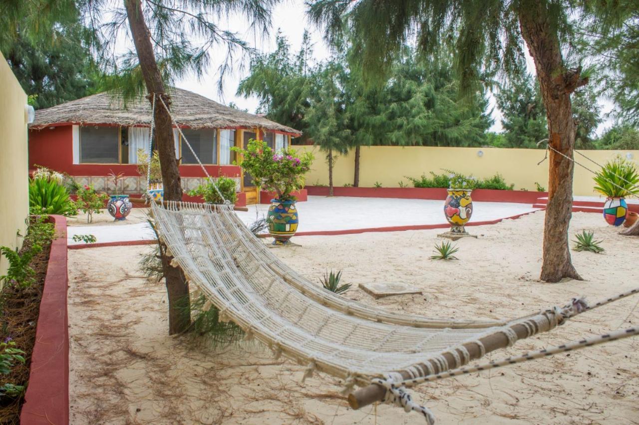 Diamarek Hotel Sur La Plage แซ็ง-ลุย ภายนอก รูปภาพ