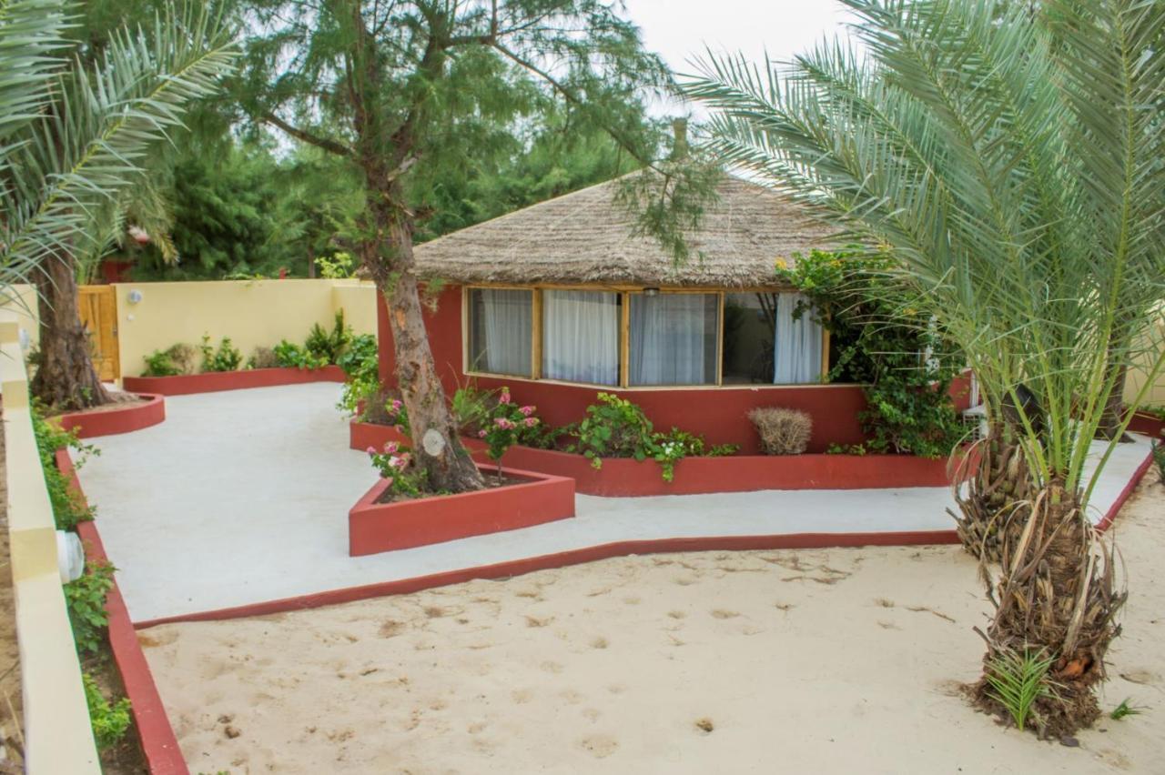 Diamarek Hotel Sur La Plage แซ็ง-ลุย ภายนอก รูปภาพ