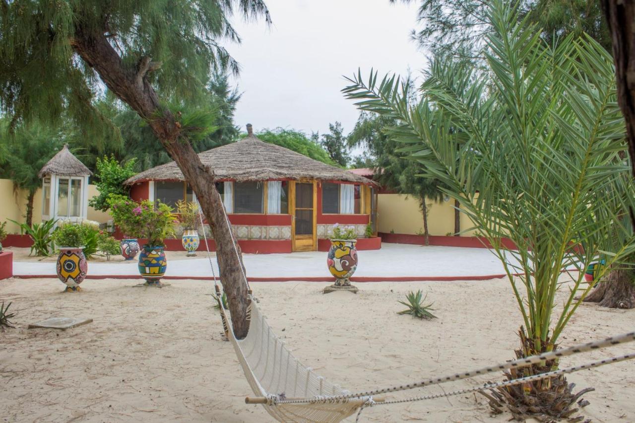 Diamarek Hotel Sur La Plage แซ็ง-ลุย ภายนอก รูปภาพ
