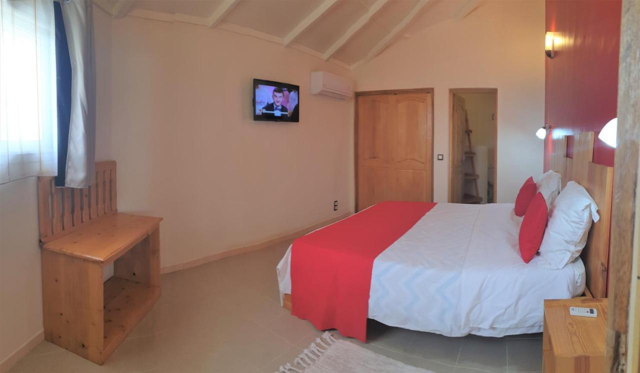 Diamarek Hotel Sur La Plage แซ็ง-ลุย ภายนอก รูปภาพ