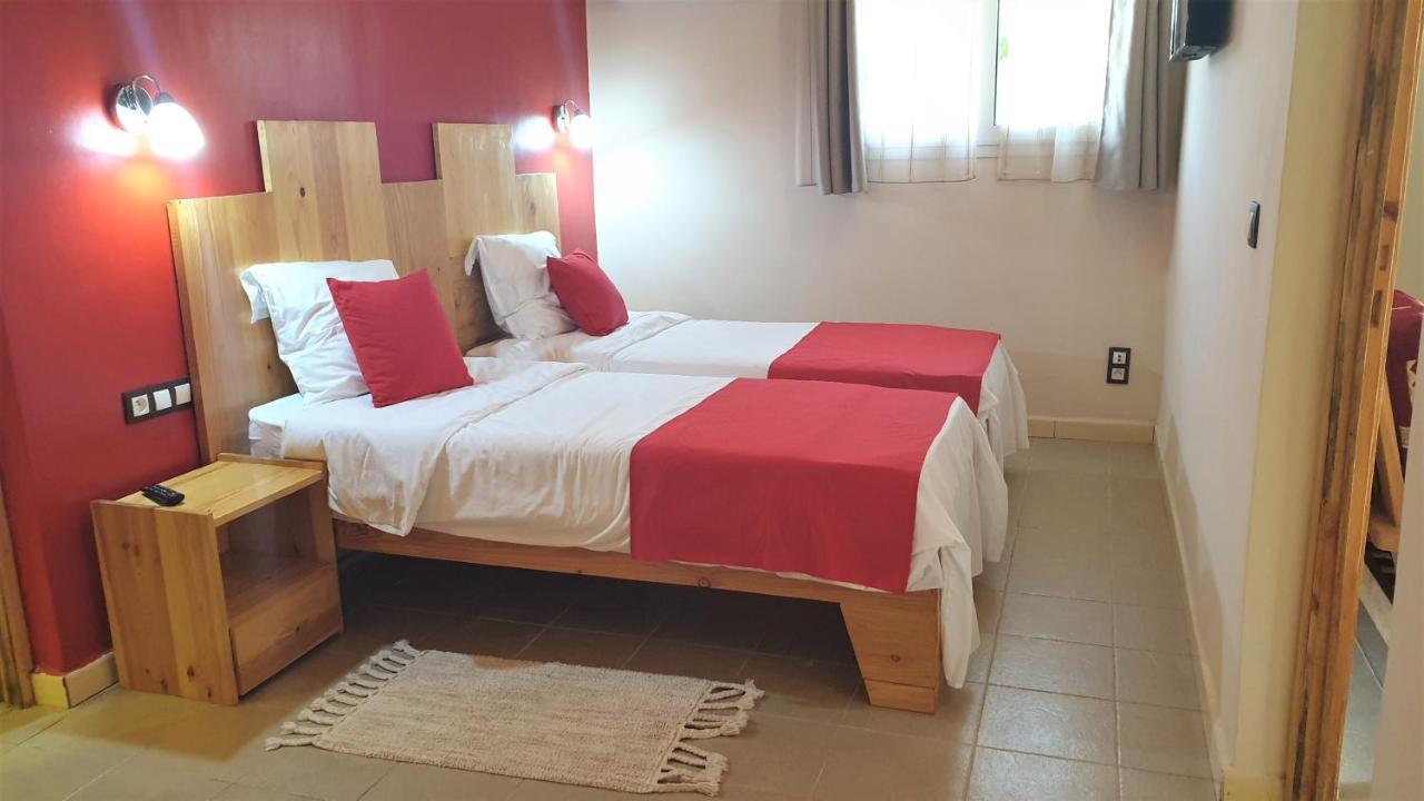 Diamarek Hotel Sur La Plage แซ็ง-ลุย ภายนอก รูปภาพ